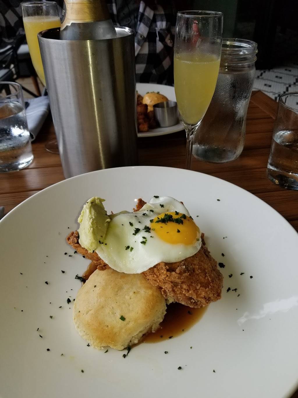 Old Gilman Grill | restaurant | 216 W 8th St, Chattanooga, TN 37402, USA | 4232697449 OR +1 423-269-7449