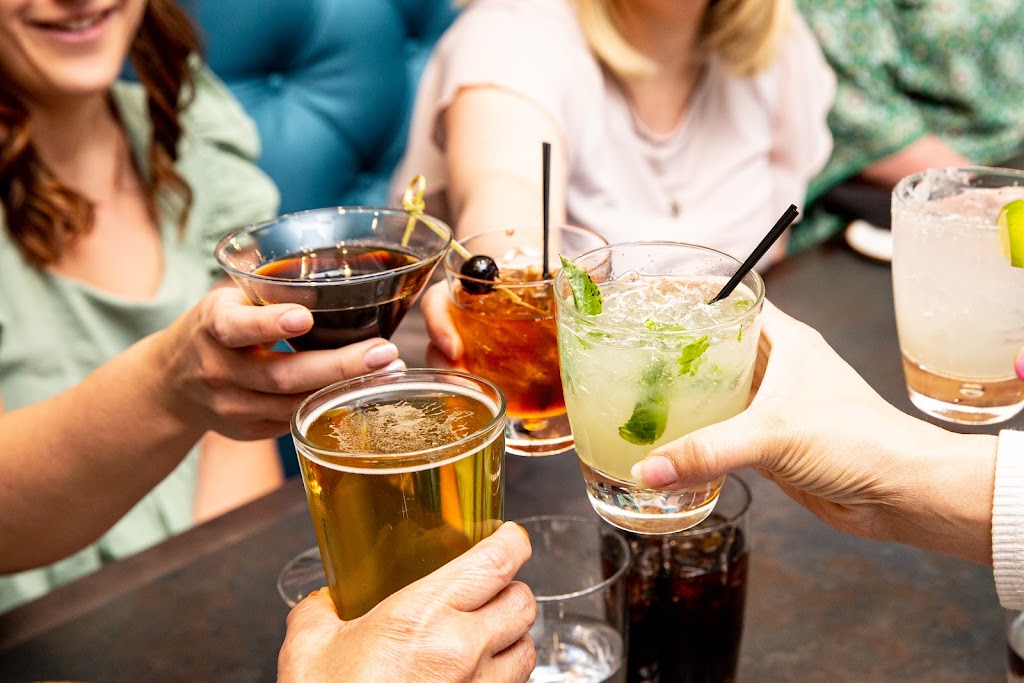 Bistro 2two2 | restaurant | 222 Eden Rd, Lancaster, PA 17601, USA | 7175608450 OR +1 717-560-8450