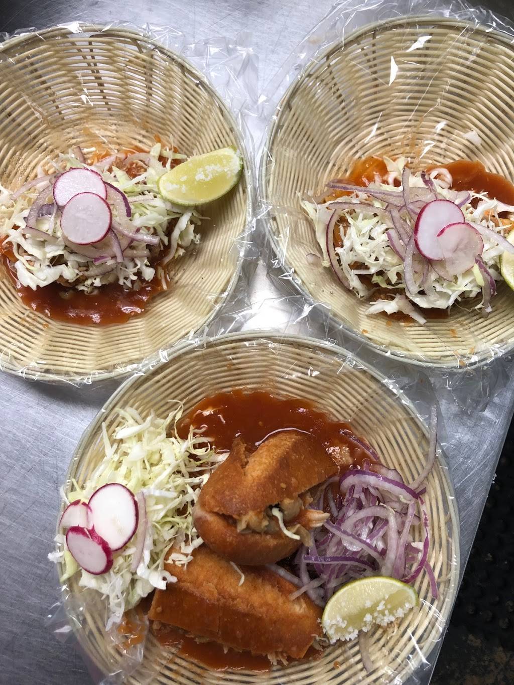 Ro-Ho Pork & Bread | restaurant | 8617 N New Braunfels Ave, San Antonio, TX 78217, United States | 2108003487 OR +1 210-800-3487