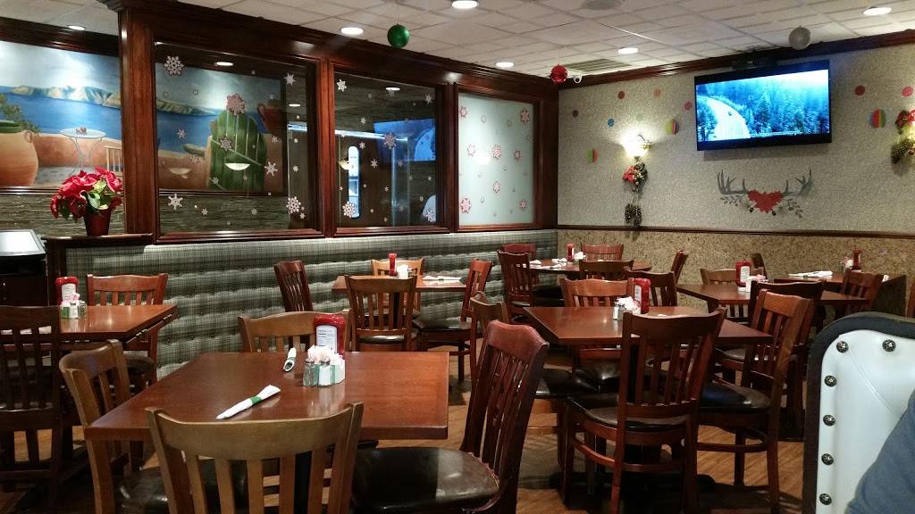 Williston Townhouse Diner | restaurant | 112 Hillside Avenue, Williston Park, NY 11596, USA | 5167462539 OR +1 516-746-2539