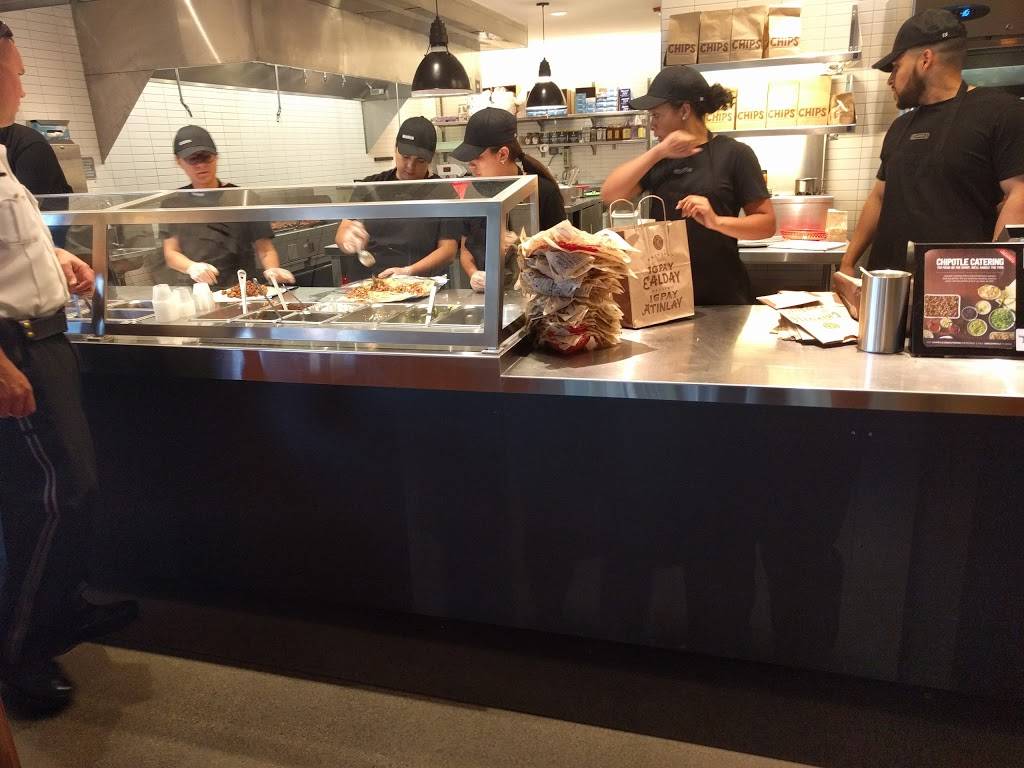 Chipotle Mexican Grill | restaurant | 1386 Atwood Ave, Johnston, RI 02919, USA | 4019431273 OR +1 401-943-1273