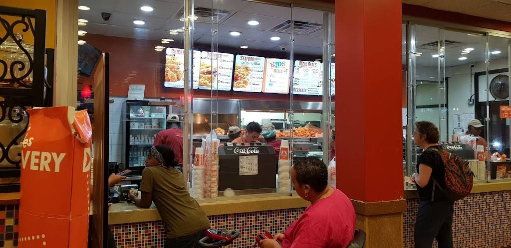 Popeyes Louisiana Kitchen | restaurant | 2730 Frederick Douglass Blvd, New York, NY 10039, USA | 2128620635 OR +1 212-862-0635