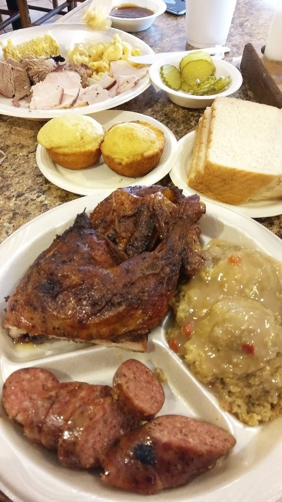 Silverado Smokehouse | restaurant | 4522 Weber Rd, Corpus Christi, TX 78411, USA | 3618556464 OR +1 361-855-6464