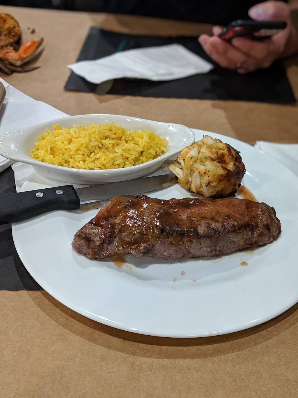 Costas Inn | restaurant | 4100 North Point Blvd, Baltimore, MD 21222, USA | 4104771975 OR +1 410-477-1975