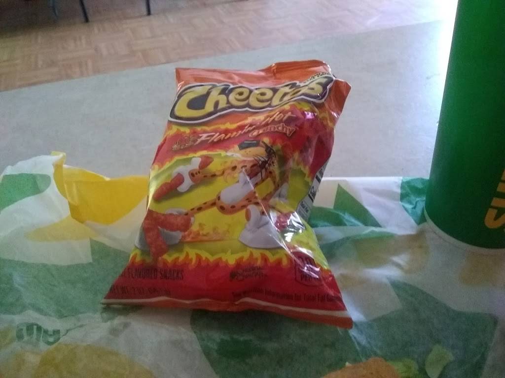 Subway Restaurants | restaurant | 7116 Atlantic Ave, Bell, CA 90201, USA | 3235609800 OR +1 323-560-9800