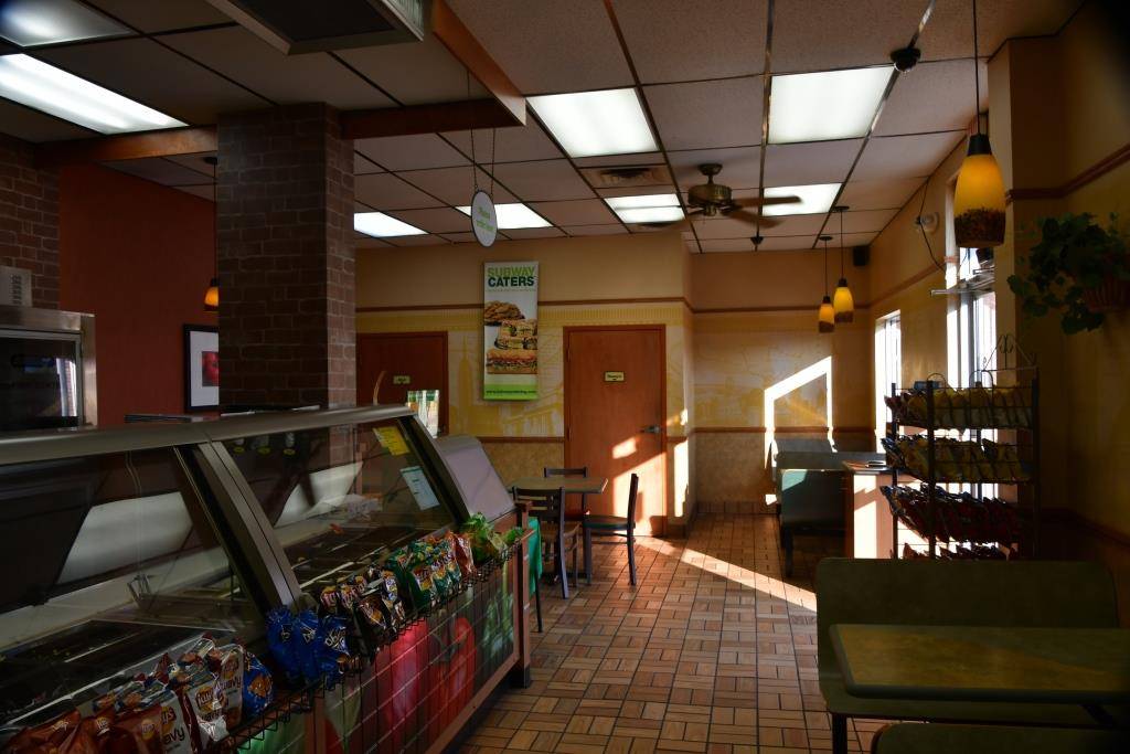 Subway | restaurant | 325 E Main St, Macungie, PA 18062, USA | 6109674967 OR +1 610-967-4967