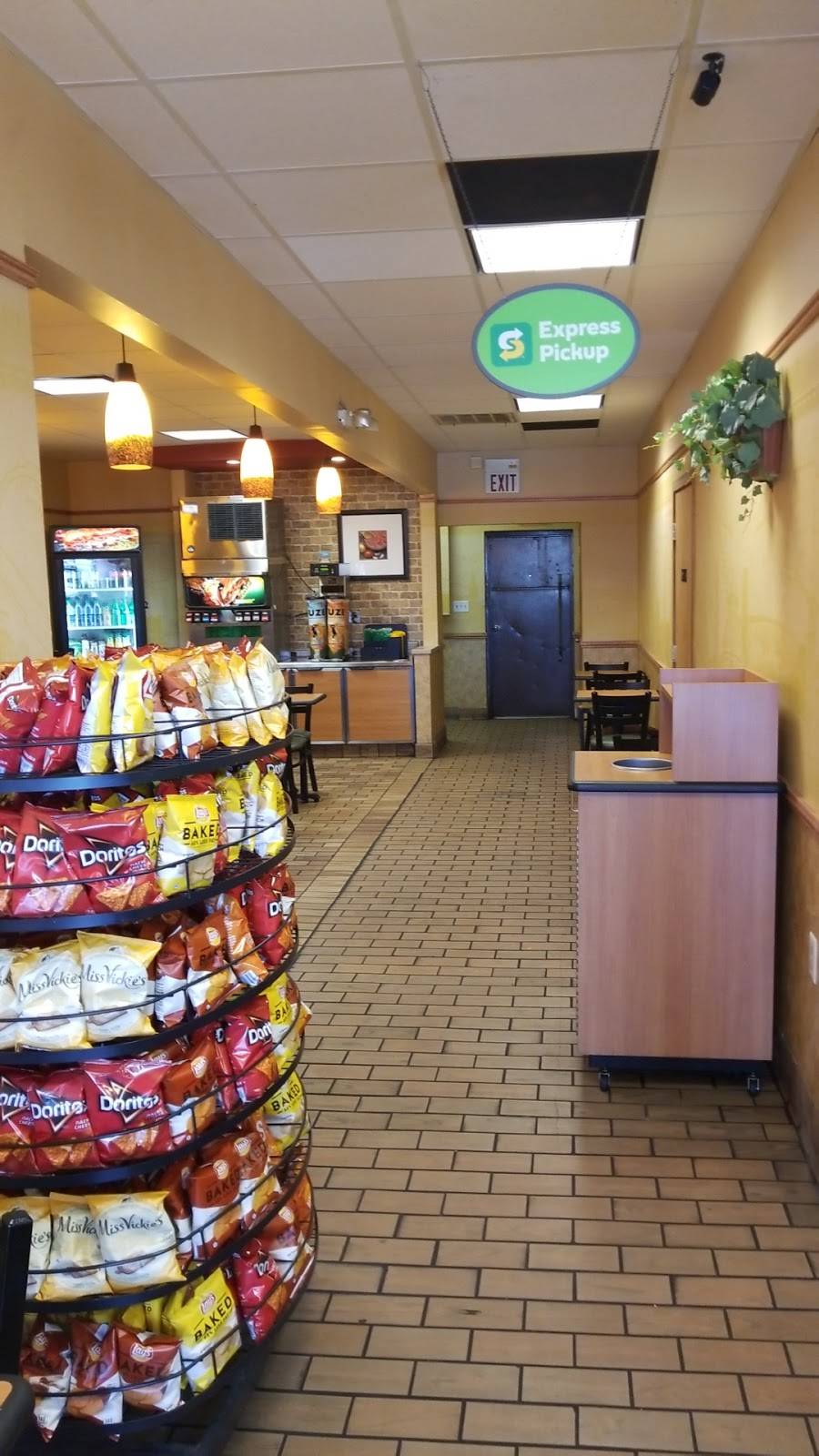 Subway Restaurants | restaurant | 8019 W Hillborough Ave, Commons Unit A, Tampa, FL 33615, USA | 8138887777 OR +1 813-888-7777