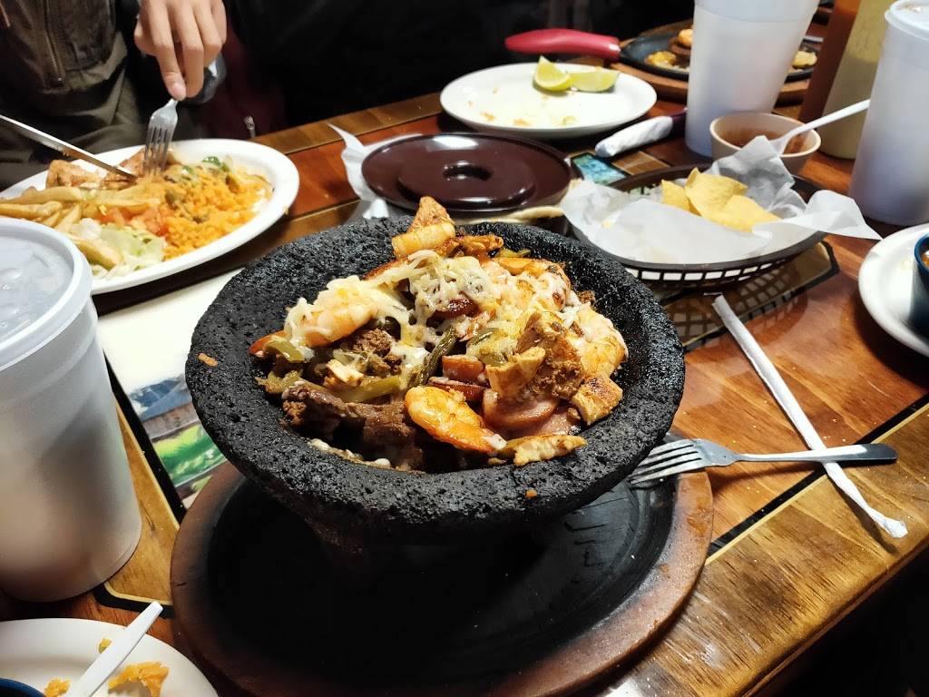 Taqueria La Cabaña | restaurant | 10669 Leopard St, Corpus Christi, TX 78410, USA | 3613175411 OR +1 361-317-5411