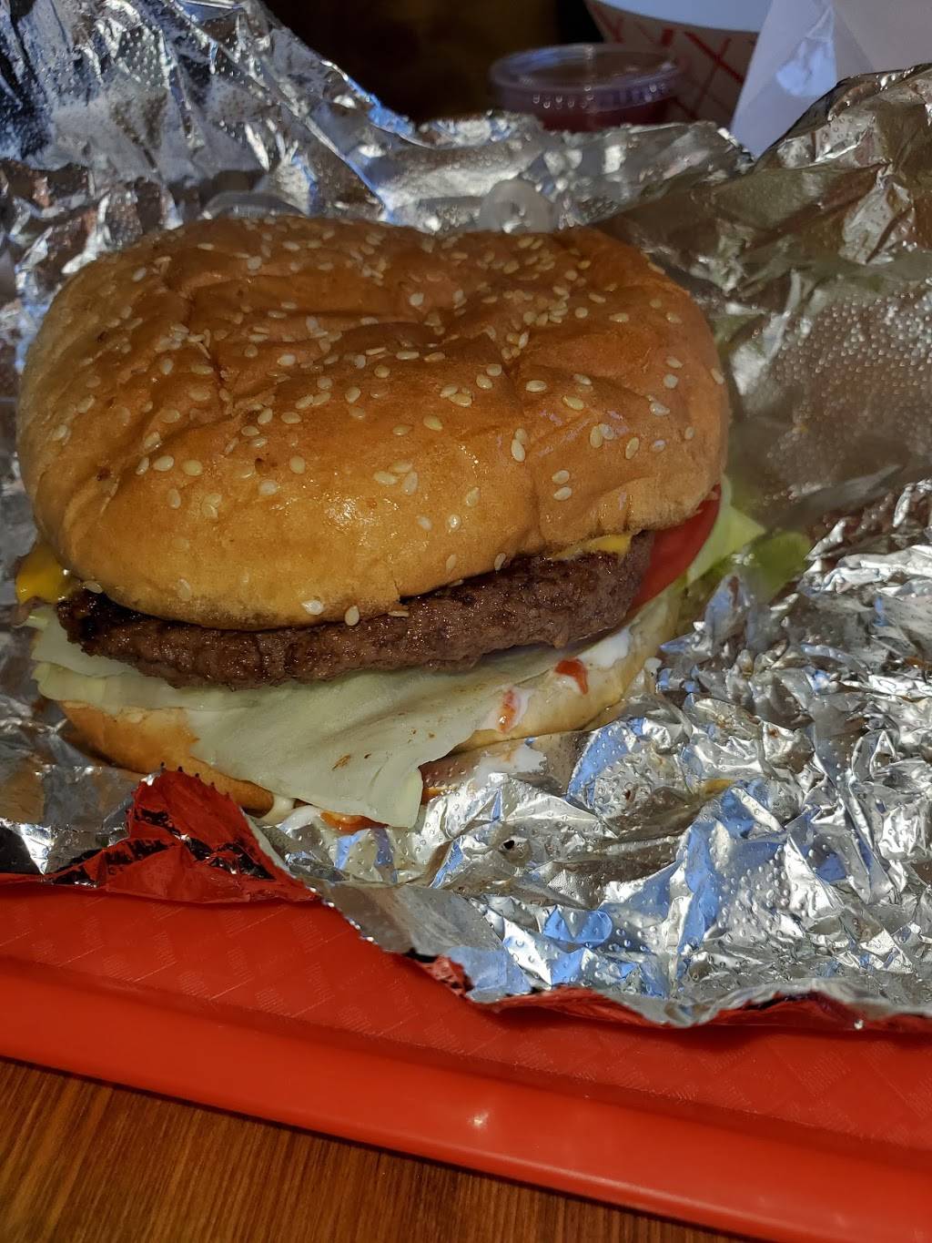 Twisted wings | restaurant | 8604 Bay Pkwy, Brooklyn, NY 11214, USA | 7182662433 OR +1 718-266-2433