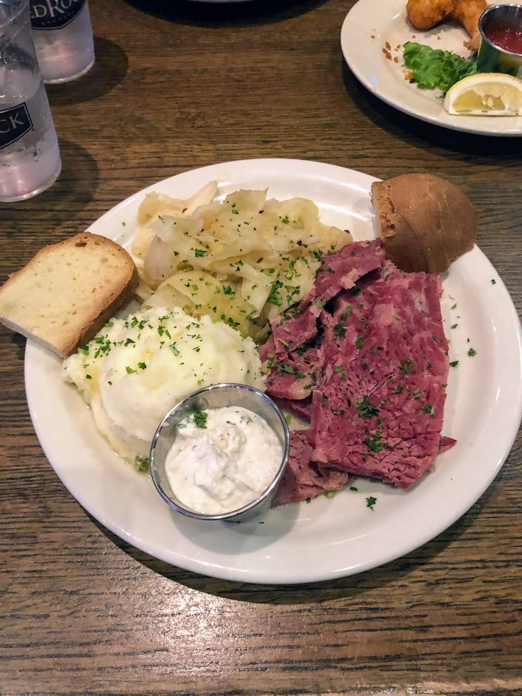 Fiddlers Elbow | restaurant | 1063 E 2100 S #2349, Salt Lake City, UT 84106, USA | 8014639393 OR +1 801-463-9393