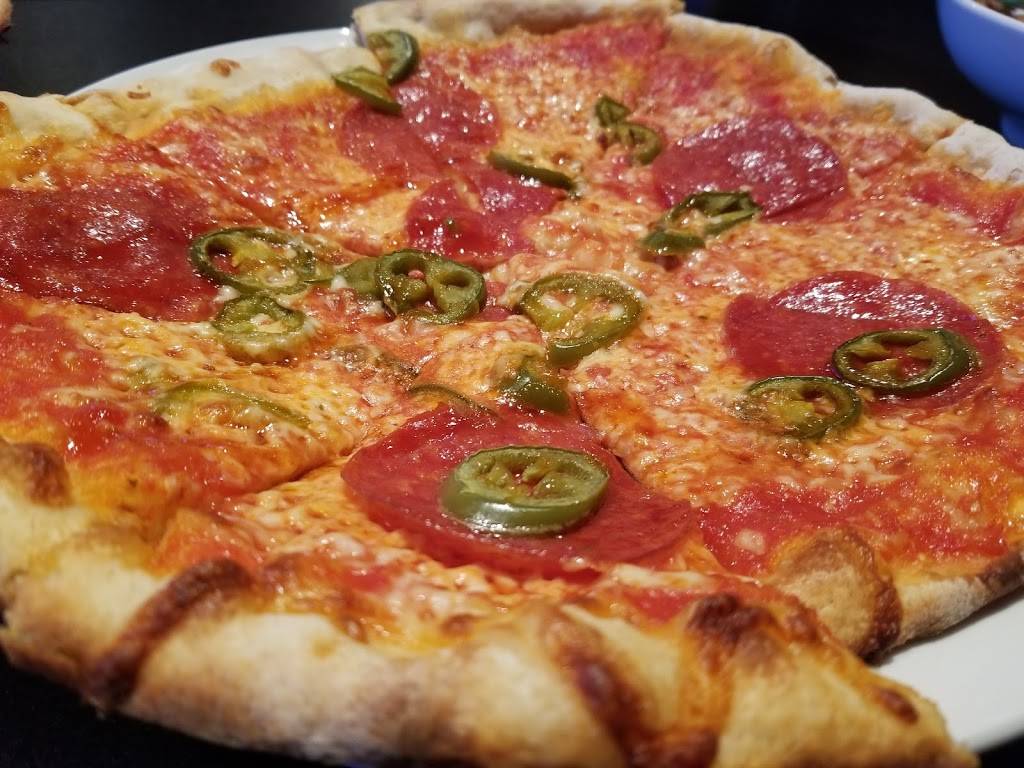 2 West Bar and Grille | restaurant | 2 West Ave, Saratoga Springs, NY 12866, USA | 5184507200 OR +1 518-450-7200