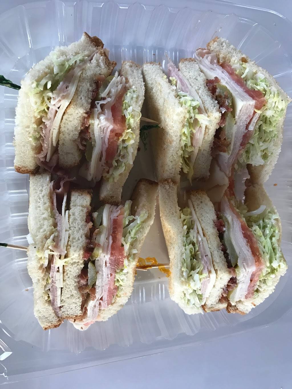 Glenoaks Deli & Pizza | restaurant | 621 E Glenoaks Blvd, Glendale, CA 91207, USA | 8183343196 OR +1 818-334-3196