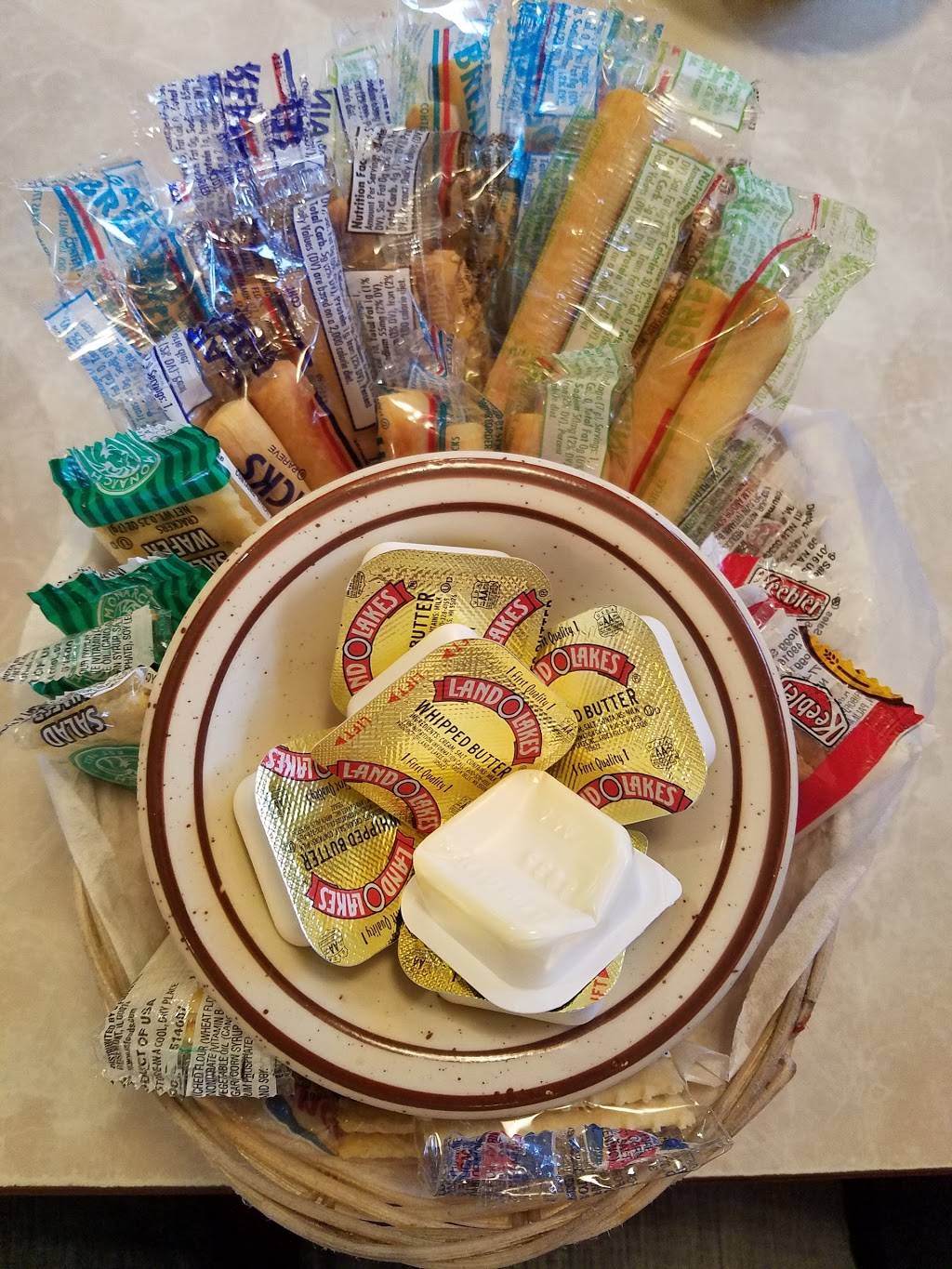 Nicks Patio | restaurant | 1710 N Ironwood Dr, South Bend, IN 46635, USA | 5742777400 OR +1 574-277-7400