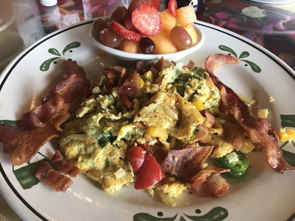 Marias Restaurant | restaurant | 2513 Sycamore Dr, Simi Valley, CA 93065, USA | 8055265016 OR +1 805-526-5016