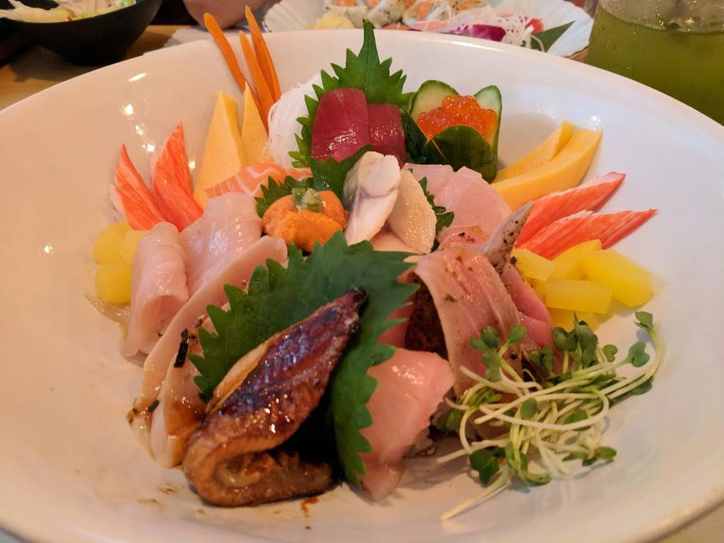 Sushi Bear | restaurant | 17292 McFadden Ave, Tustin, CA 92780, USA | 7148844172 OR +1 714-884-4172