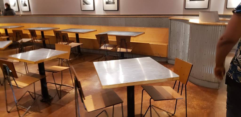 Chipotle Mexican Grill | restaurant | 11613 N Central Expy Ste 100, Dallas, TX 75243, USA | 2148900903 OR +1 214-890-0903