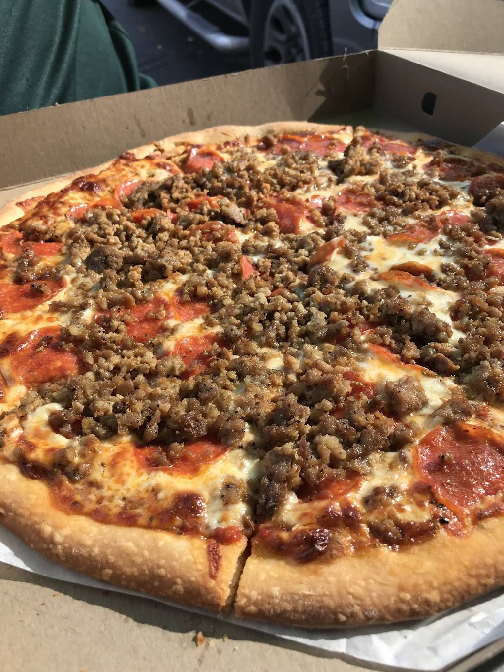 Minisink Hotel | restaurant | 110 Post Office Rd, Minisink Hills, PA 18341, USA | 5704219787 OR +1 570-421-9787