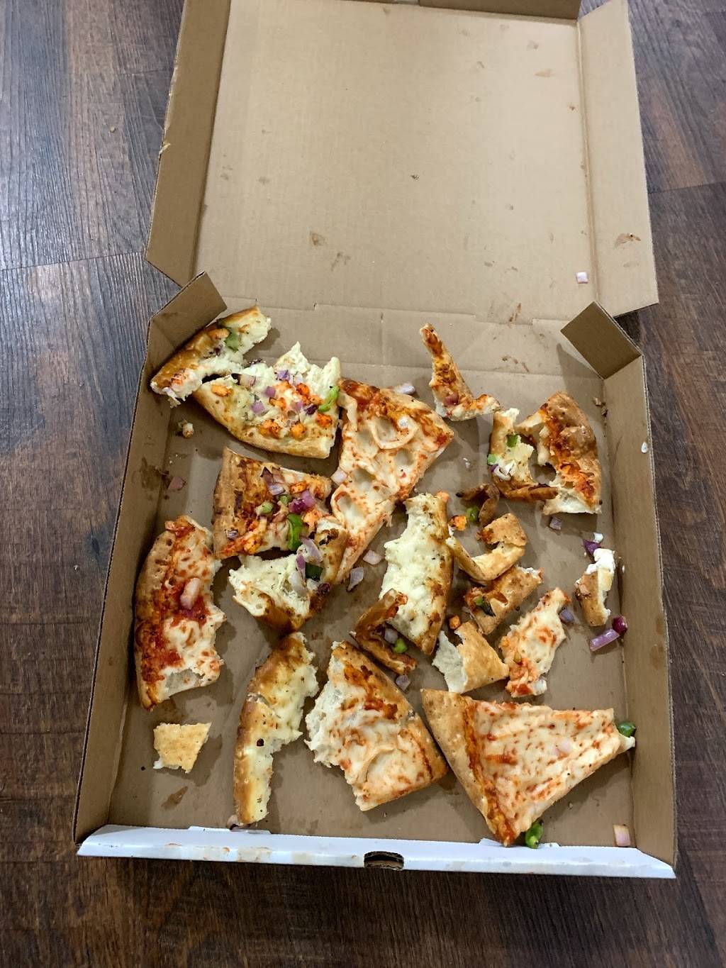 Lava Pizza & Wings | restaurant | 550 Fennell Ave E, Hamilton, ON L8V 5S9, Canada | 9055746666 OR +1 905-574-6666