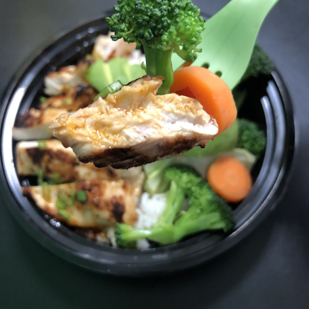 Fresh Fork Grill | restaurant | 3018 Service Rd #101, Ceres, CA 95307, USA | 2095668363 OR +1 209-566-8363