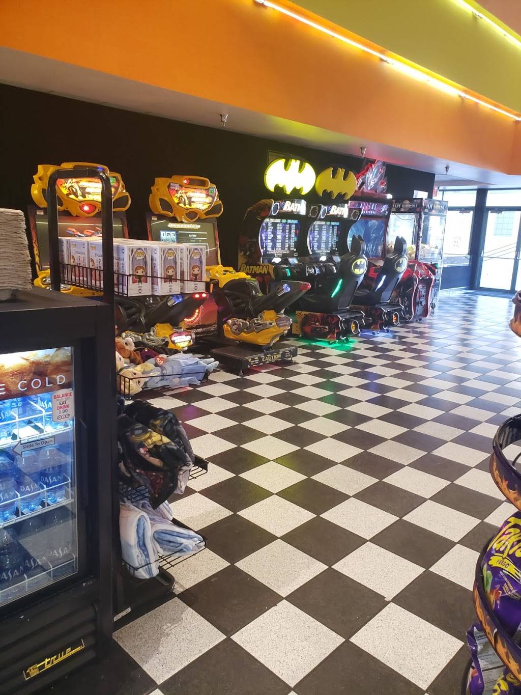 Cinemark Movies West | meal takeaway | 9201 Coors Rd. N.W, Albuquerque, NM 87114, USA | 5058984664 OR +1 505-898-4664