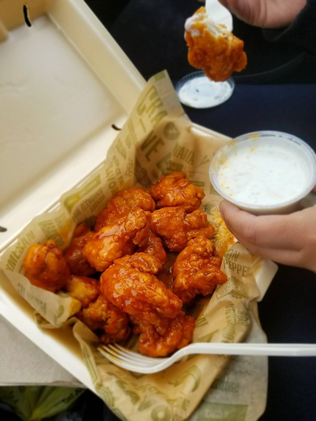 Wingstop | meal takeaway | 178 Elmora Ave B, Elizabeth, NJ 07202, USA | 9085589464 OR +1 908-558-9464