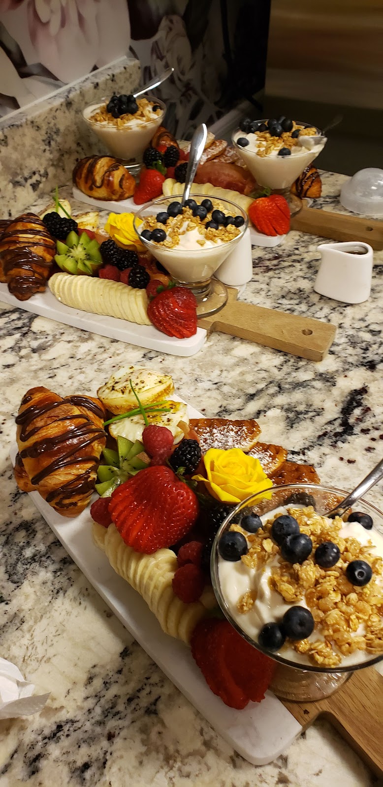 Vinchíc Wine Bar & Boutique | restaurant | 40764 Winchester Rd #580, Temecula, CA 92591, USA | 9515953194 OR +1 951-595-3194