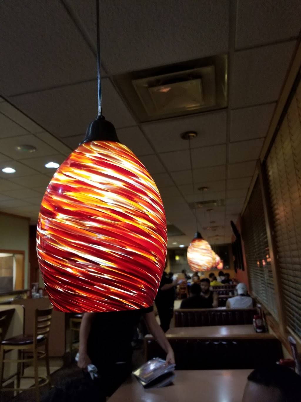 Dennys | restaurant | 6598 W Broad St, Richmond, VA 23230, USA | 8042887553 OR +1 804-288-7553