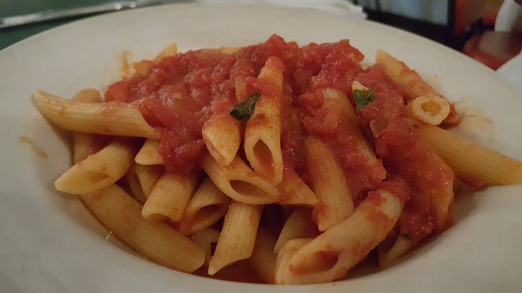 Piccolos Italian Restaurant | restaurant | 5703 Evers Rd, San Antonio, TX 78238, USA | 2106475524 OR +1 210-647-5524