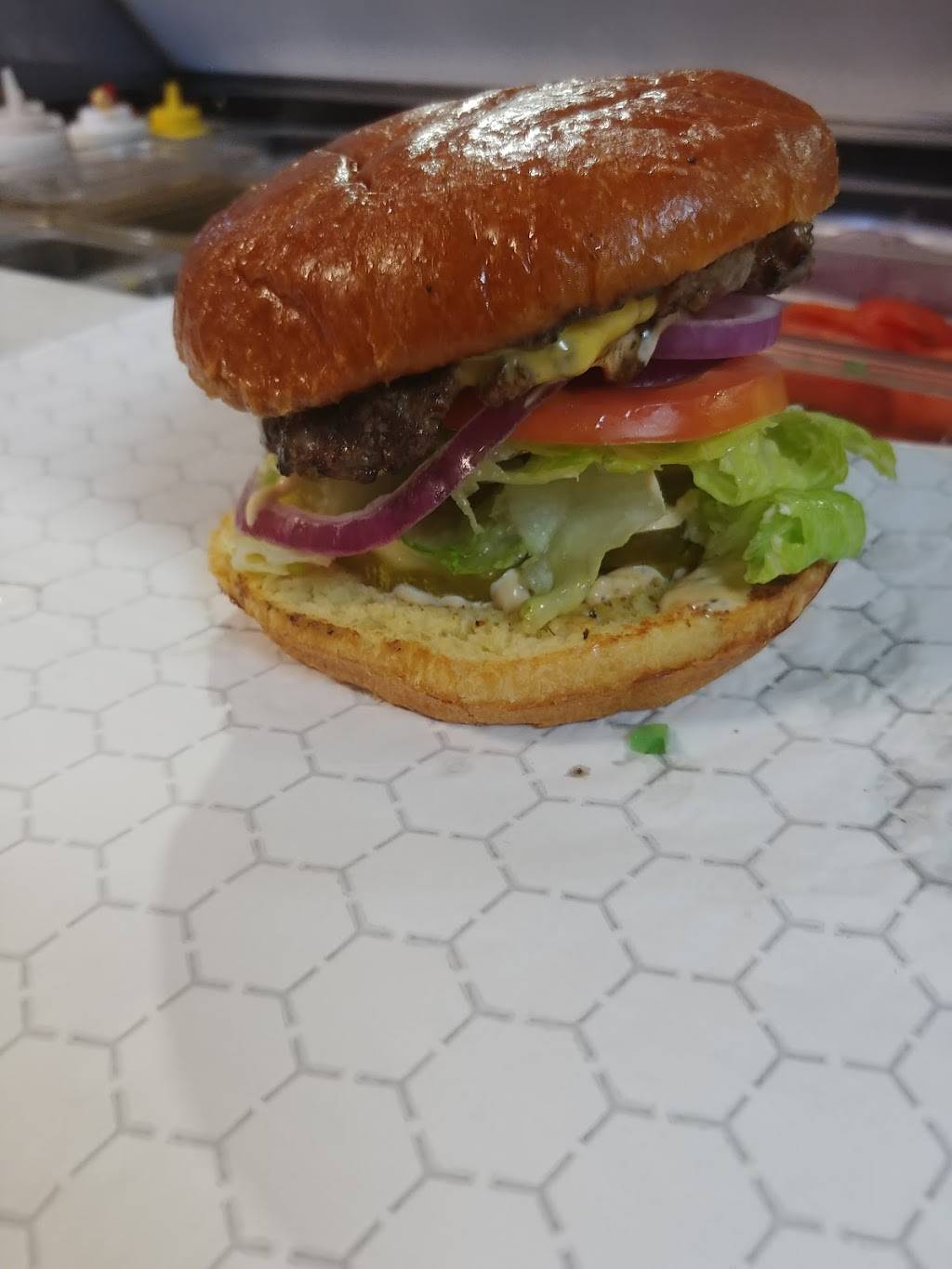 Good Burger Grill | restaurant | 2528 E Copper Mine Rd, Queen Creek, AZ 85143, USA | 4809876895 OR +1 480-987-6895