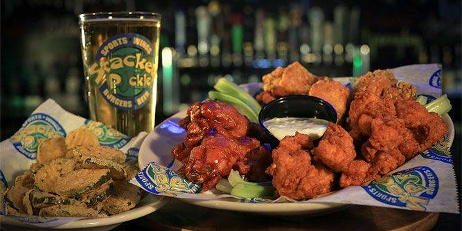 Stacked Pickle | restaurant | 6651 S Semoran Blvd UNIT # 109, Orlando, FL 32822, USA | 4074404700 OR +1 407-440-4700