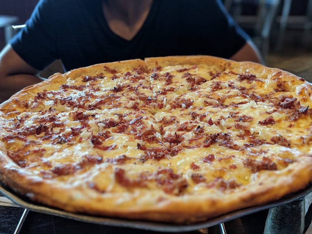 Edies Pizza | restaurant | 380 Buffalo St, Hamburg, NY 14075, USA | 7166460030 OR +1 716-646-0030