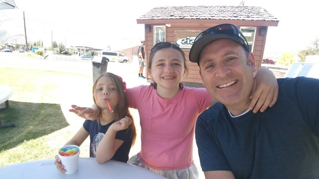 Snoasis | restaurant | 542-548 S Main St, Alpine, UT 84004, USA | 8018559052 OR +1 801-855-9052