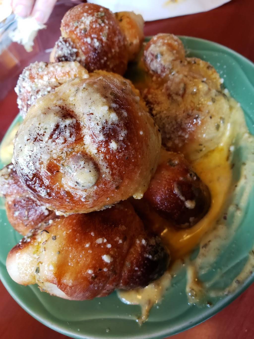 Stefanos | restaurant | 258 State St, Carthage, NY 13619, USA | 3154930400 OR +1 315-493-0400