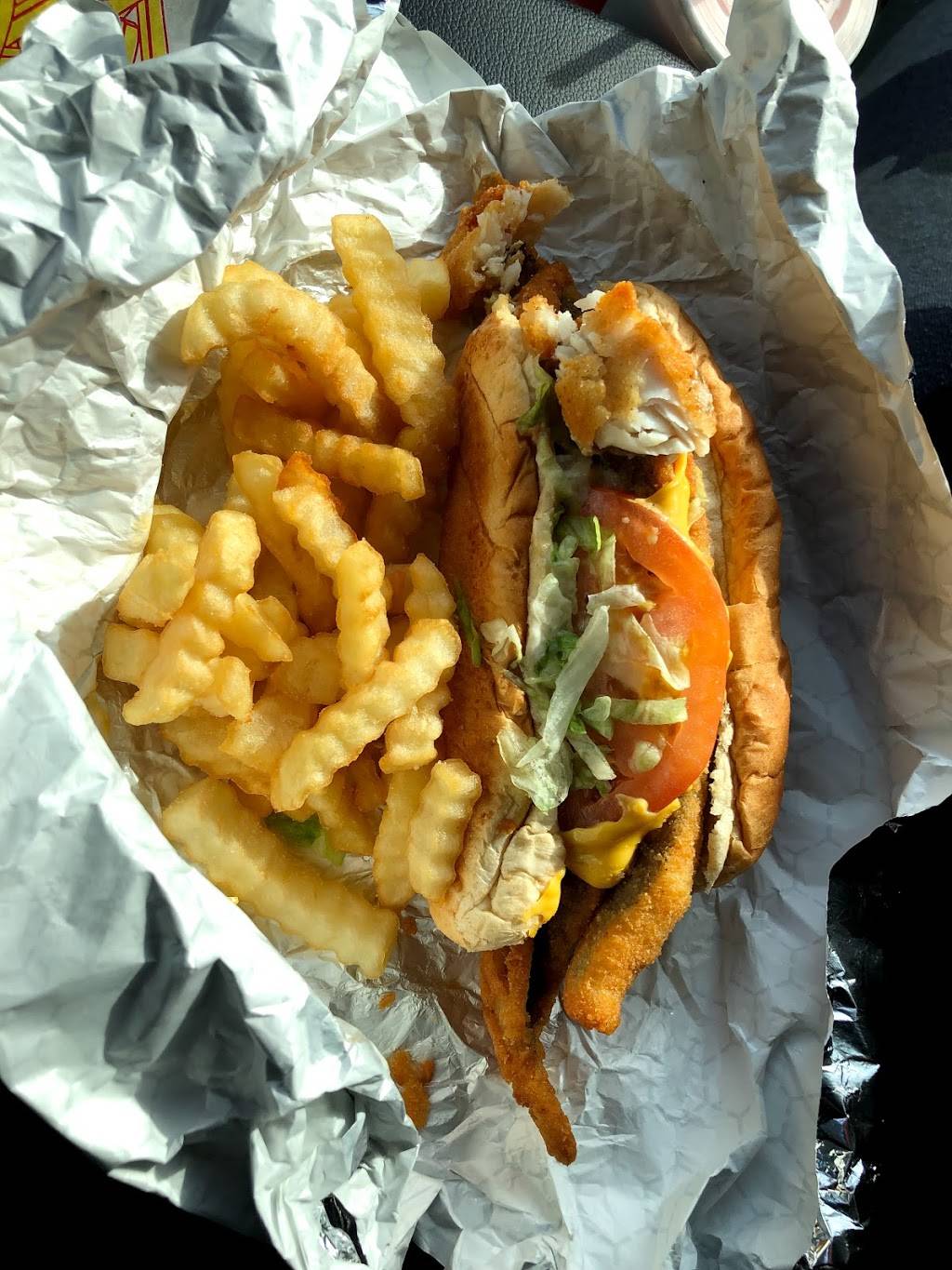 Docks | restaurant | 4011 167th St, Country Club Hills, IL 60478, USA | 7082061919 OR +1 708-206-1919