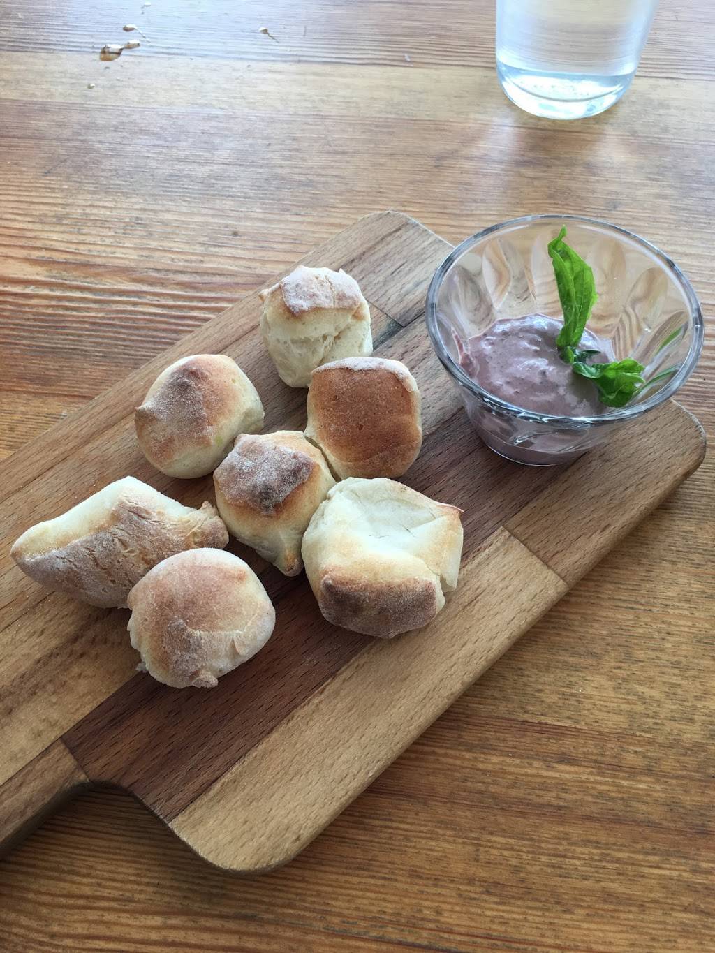 Tomato & Basil | restaurant | 653 NE 125th St, North Miami, FL 33161, USA | 3054561193 OR +1 305-456-1193