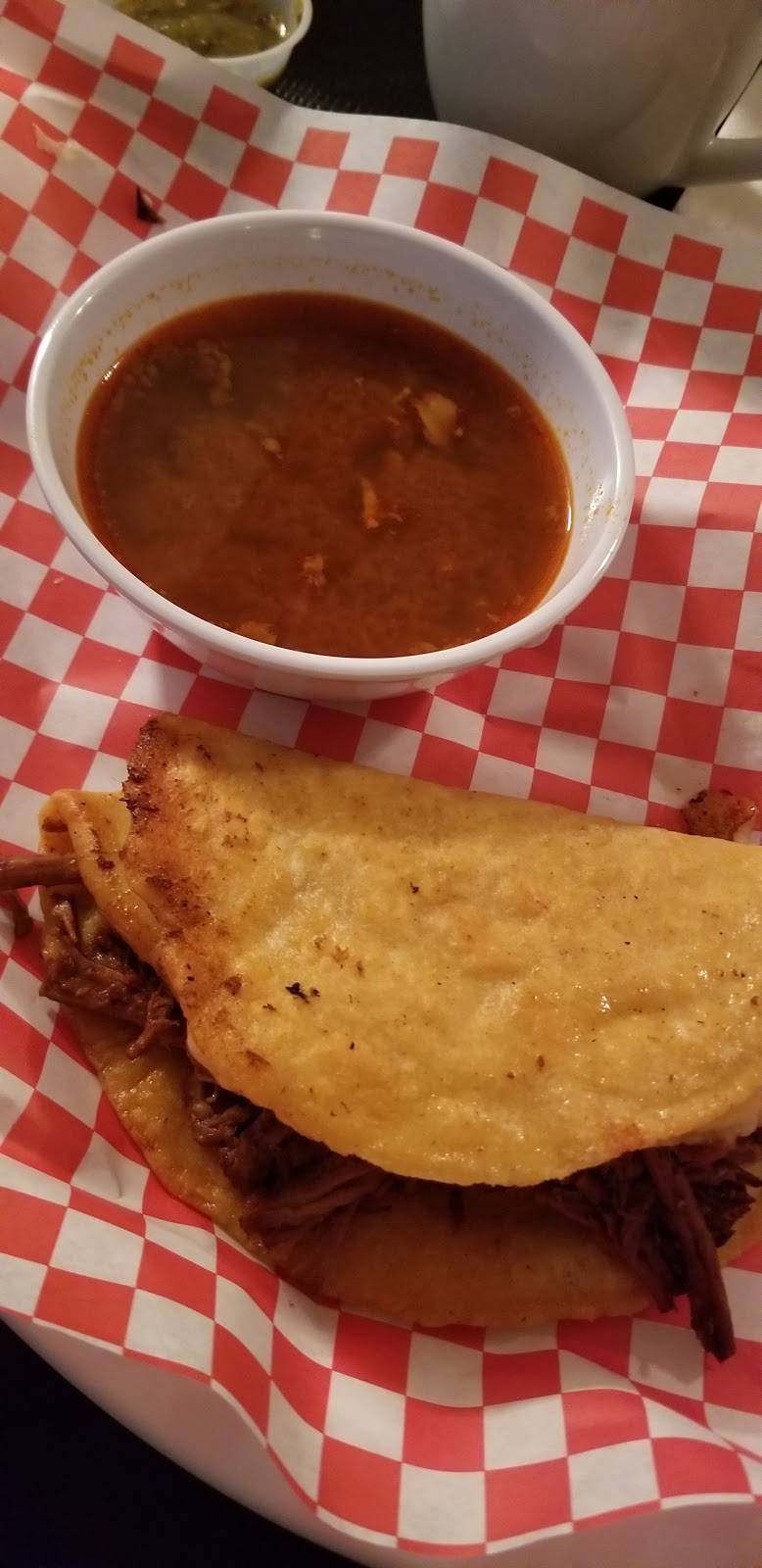 Restaurant Familiar Las Cuatas | restaurant | 17053 Lakeshore Dr, Lake Elsinore, CA 92530, USA | 9514227824 OR +1 951-422-7824