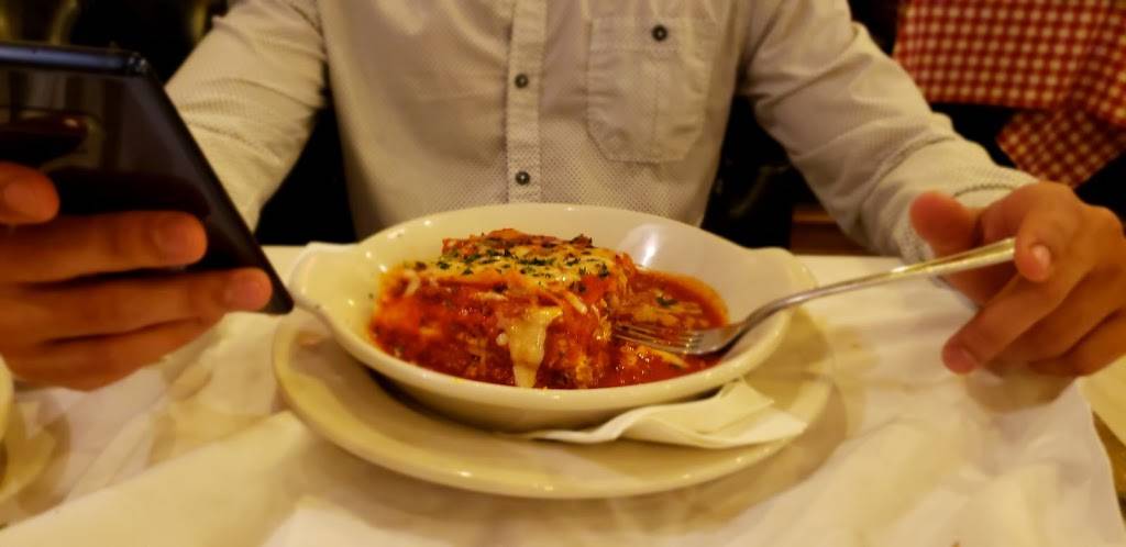 Maggianos Little Italy | restaurant | 17603 IH 10W, San Antonio, TX 78257, USA | 2104516000 OR +1 210-451-6000