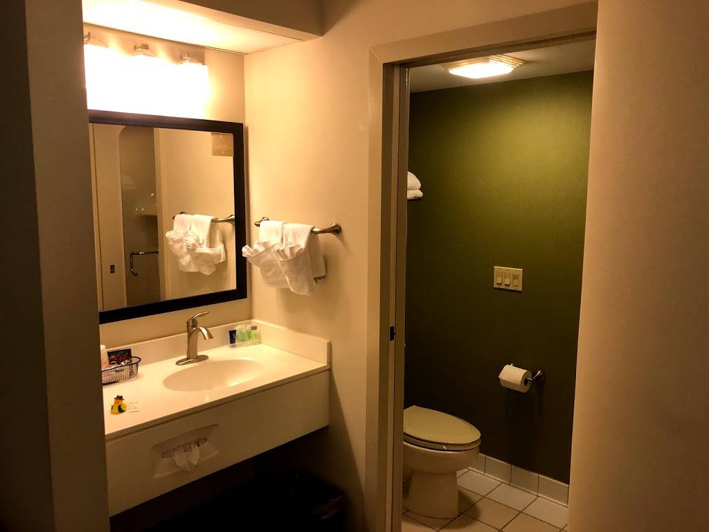 Sleep Inn | restaurant | 222 Jefferson Hwy, Staunton, VA 24401, USA | 5408876500 OR +1 540-887-6500