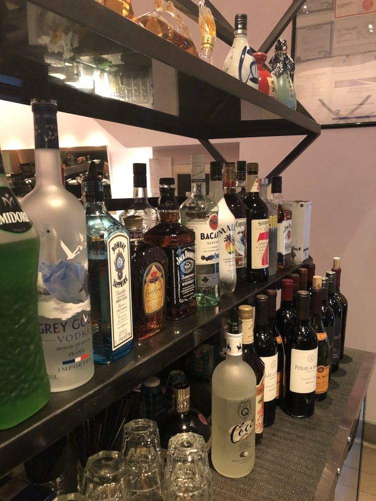 Volcano Sushi Restaurant - California Ave. | restaurant | 2521 N California Ave, Chicago, IL 60647, USA | 7733607075 OR +1 773-360-7075