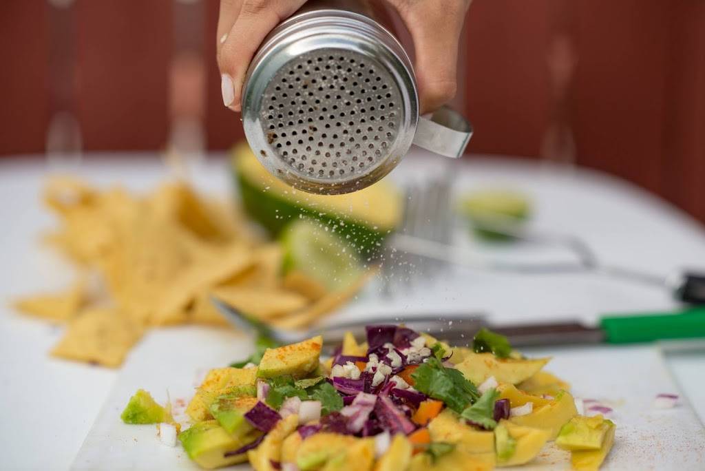 Guaca Go | restaurant | 510 E Ocean Ave Unit 106, Boynton Beach, FL 33435, USA | 5613759885 OR +1 561-375-9885