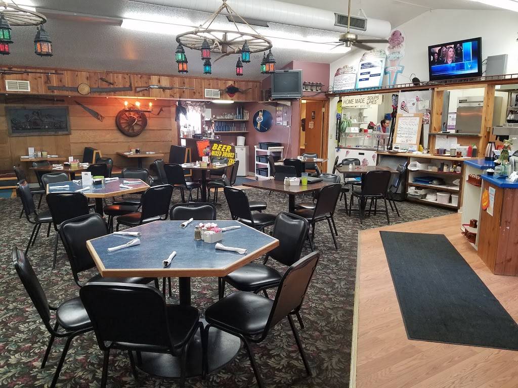 Severt’s Fine Foods | restaurant | 104 Meadow St, Stratford, WI 54484, USA | 7156873249 OR +1 715-687-3249