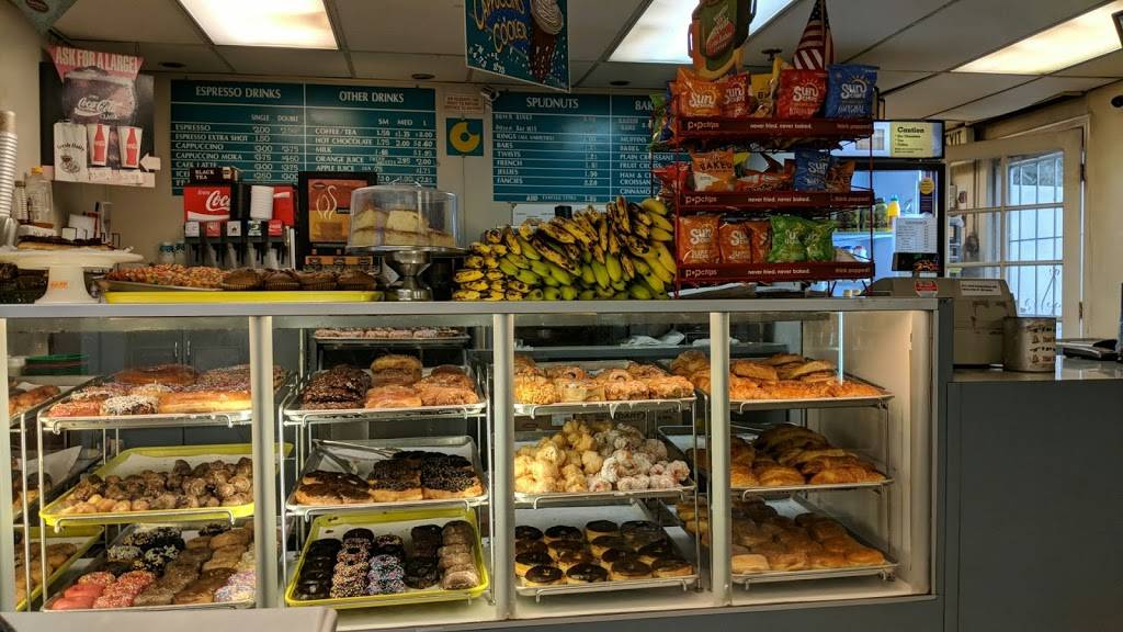 Spudnuts Donuts | bakery | 3810 W Channel Islands Blvd #b, Oxnard, CA 93035, USA | 8059847664 OR +1 805-984-7664