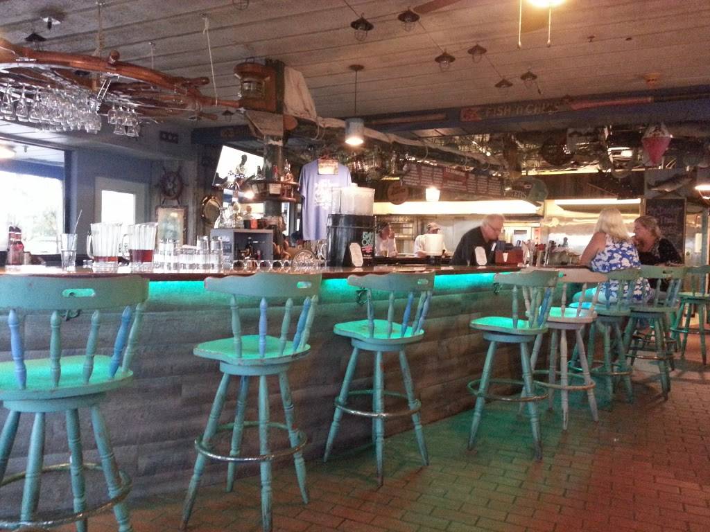 The Seafood Shack Marina, Bar & Grill | restaurant | 4110 127th St W, Cortez, FL 34215, USA | 9417941235 OR +1 941-794-1235