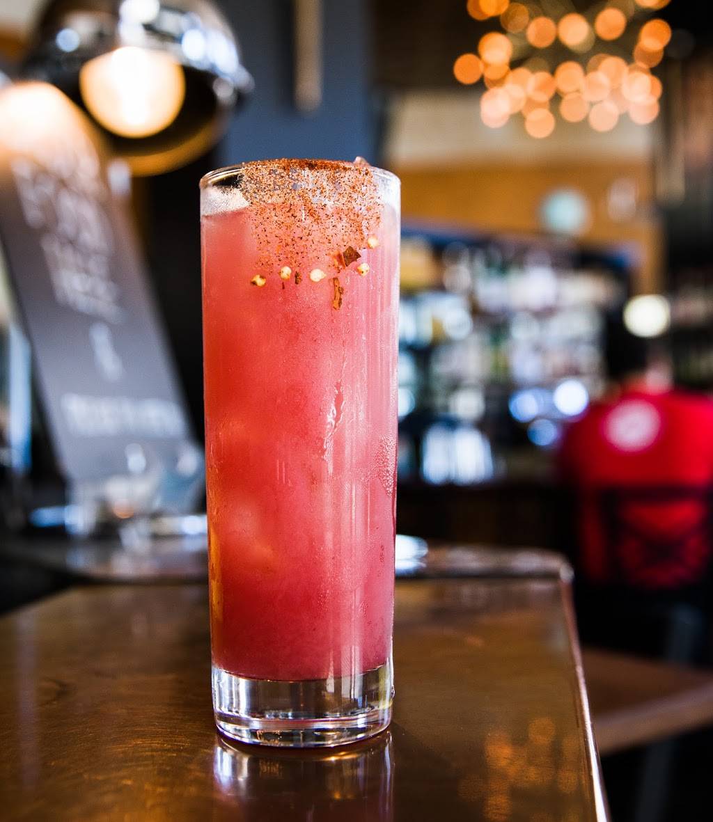 Orbit Room | restaurant | 1900 Market St, San Francisco, CA 94102, USA | 4159326655 OR +1 415-932-6655