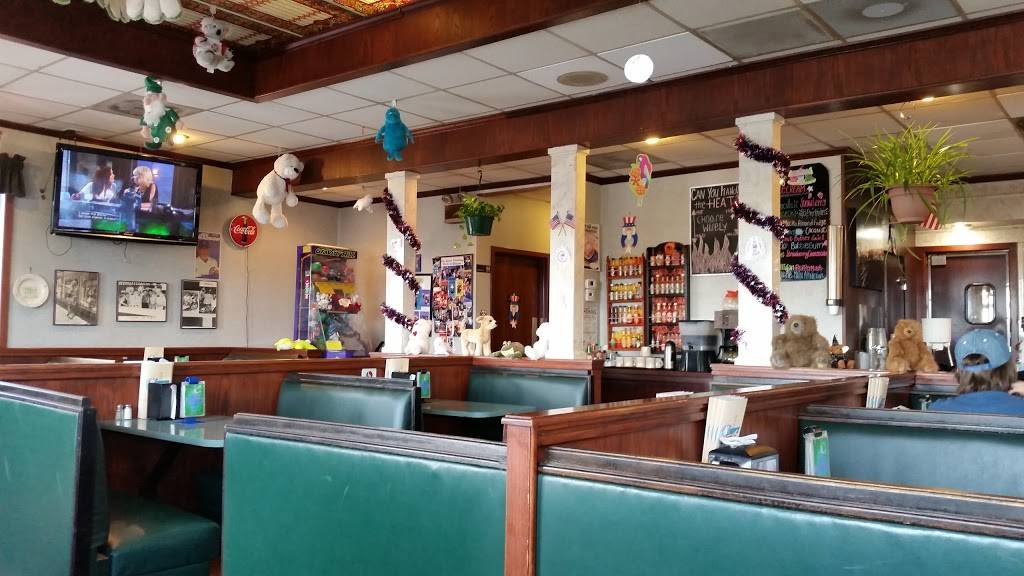 Lindys Chili & Gerties Ice Cream | restaurant | 7208 W 87th St, Bridgeview, IL 60455, USA | 7084300019 OR +1 708-430-0019