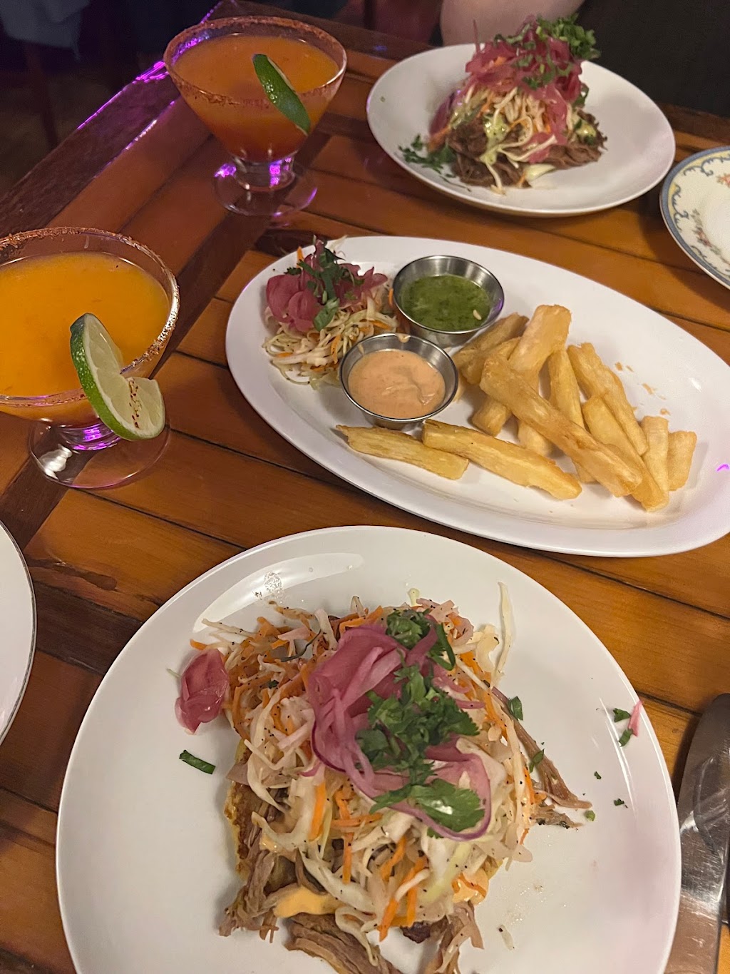 La Cocina del Sur empanadas bar/ Pedros | restaurant | 701 E Keefe Ave, Milwaukee, WI 53212, USA | 4148100108 OR +1 414-810-0108