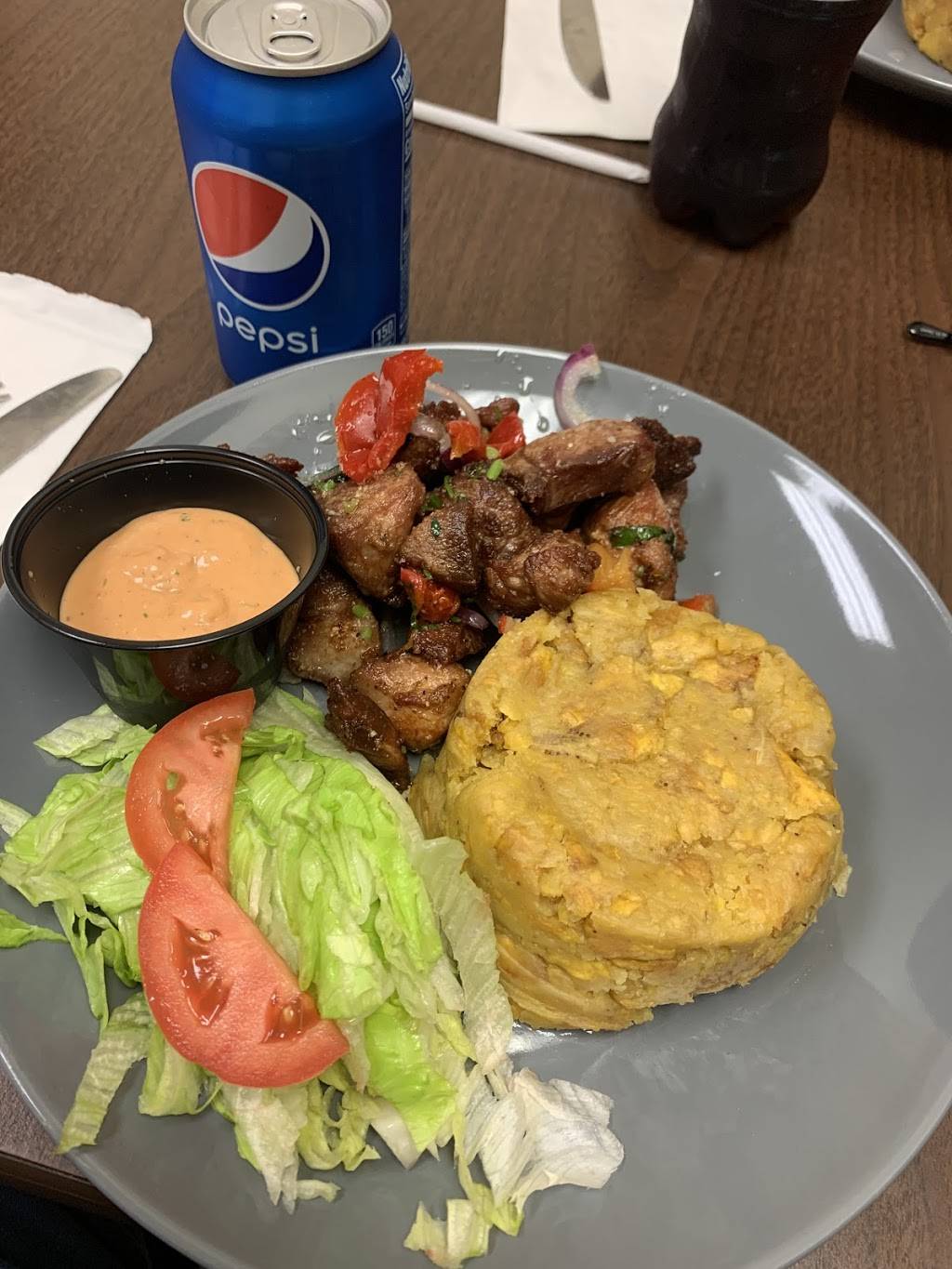 Lizardis Restaurant | restaurant | 204 N Hanover St, Carlisle, PA 17013, USA | 7177063702 OR +1 717-706-3702