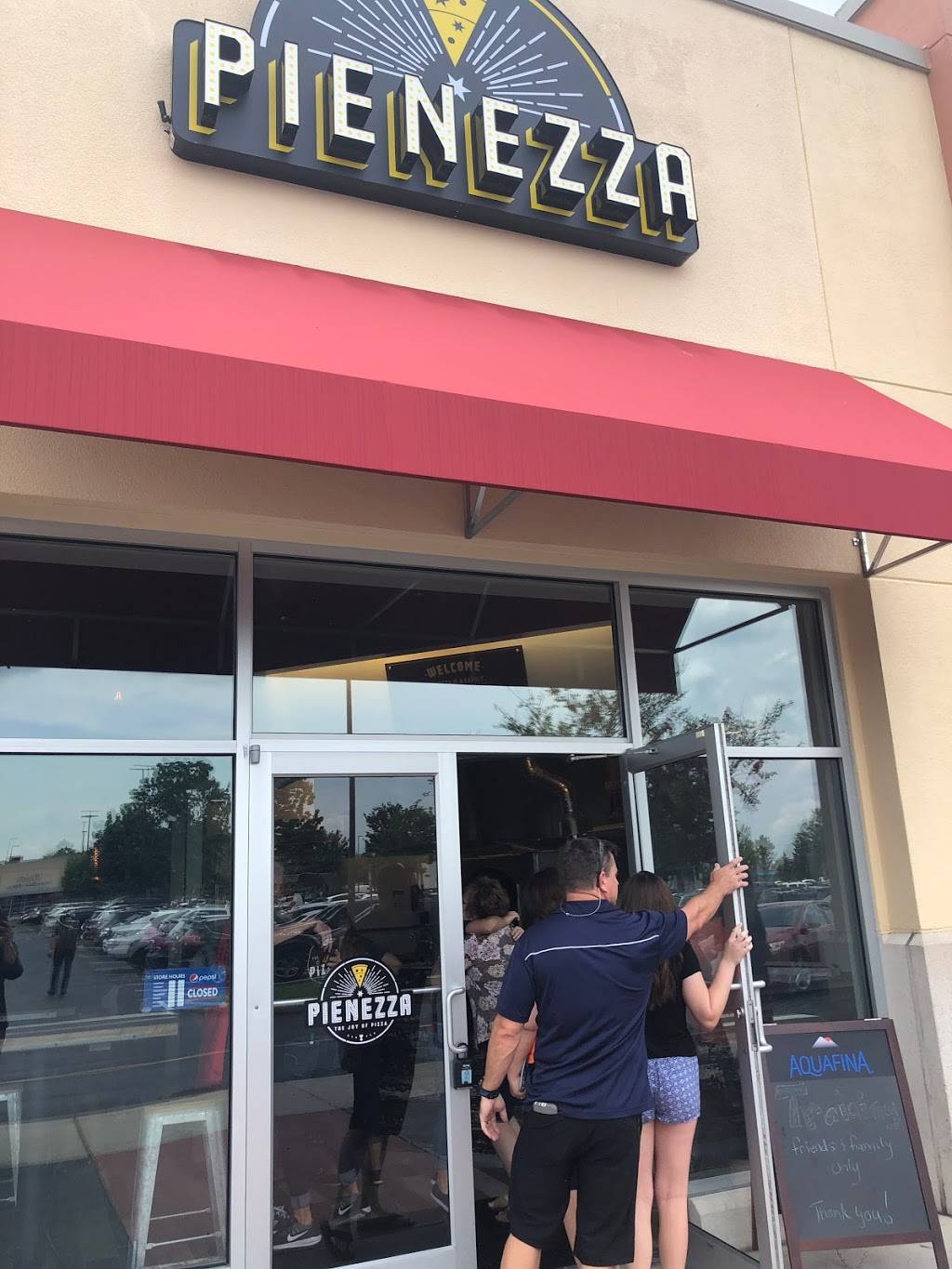 PIENEZZA Pizza | restaurant | 3236 N John Young Pkwy, Kissimmee, FL 34741, USA | 4077505540 OR +1 407-750-5540