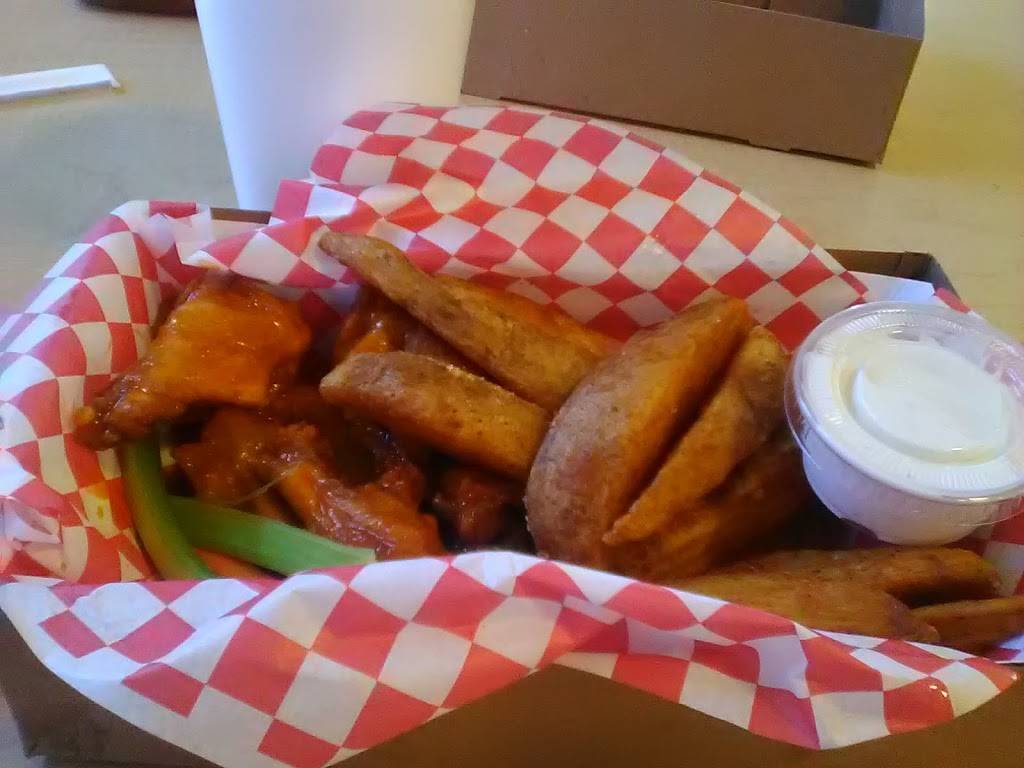 Wings & Asian Things | restaurant | 1201 Chester Ave, Bakersfield, CA 93301, USA | 6615730009 OR +1 661-573-0009