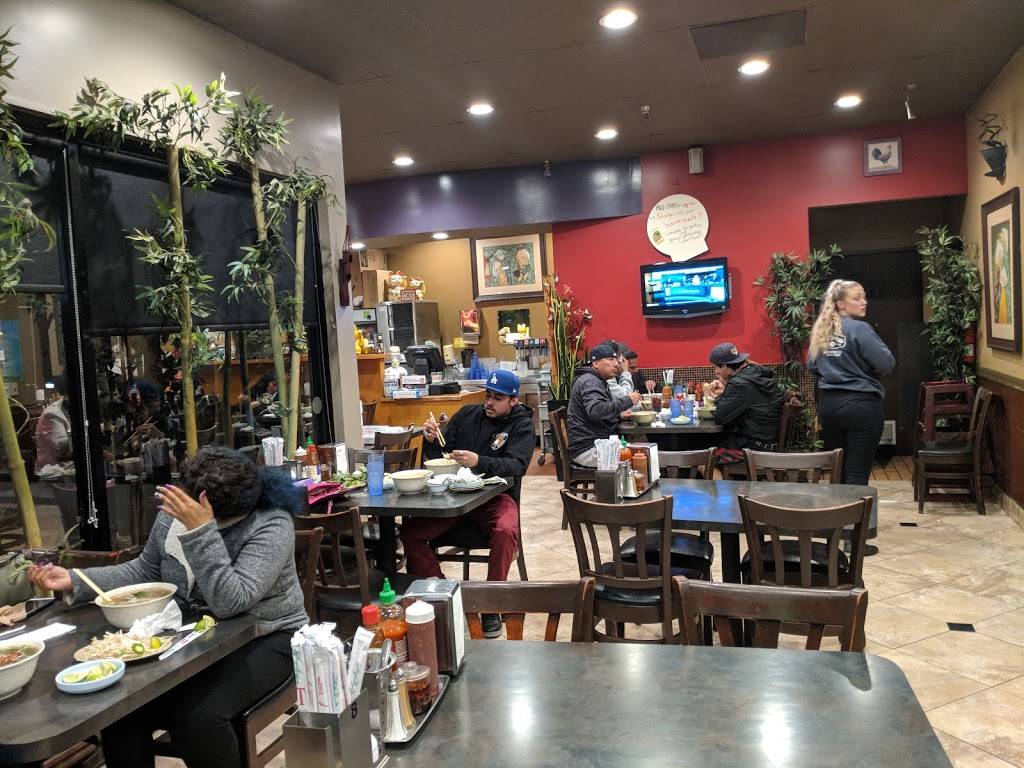 PHO 2000 | restaurant | 17801 Pioneer Blvd, Artesia, CA 90701, USA | 5624678013 OR +1 562-467-8013